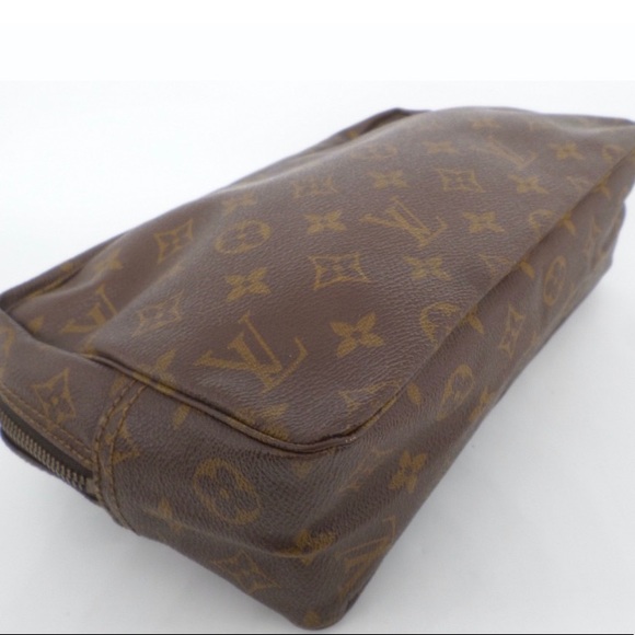 Vintage Louis Vuitton Toiletry Toilette 23 - Picture 4 of 6